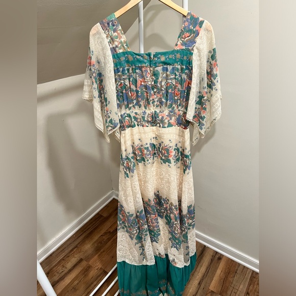 Vintage Hippie 1960's Floral & Lace Print Sleeve Crochet Hem Maxi - Picture 7 of 7